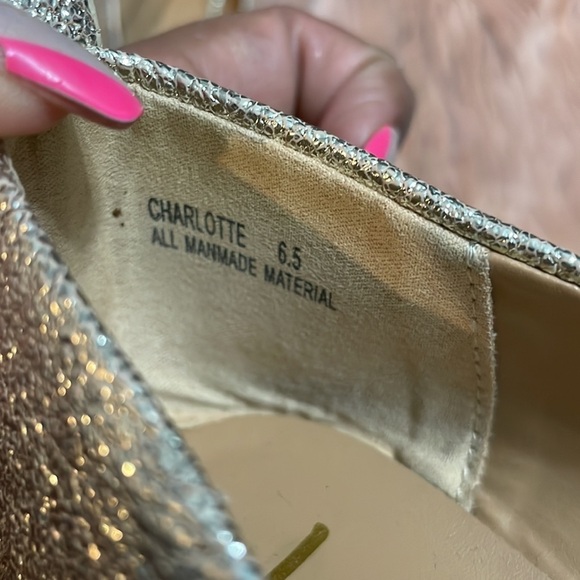 Lulu’s Charlotte Gold Sparkle Flat Size 6.5 - Picture 6 of 9